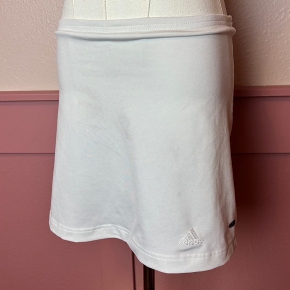 adidas vintage tennis skort
white
sz xs
2006